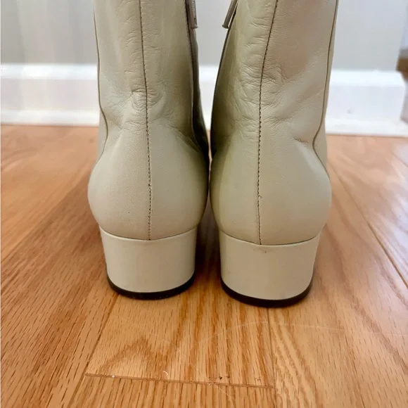 Vintage Bally Soft Leather Cream Ankle Boots GUC Sz 9 - Picture 8 of 11